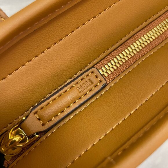 MCM women's crossbody bag shoulder bag handbag - Picture 9 of 9